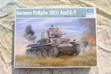 images/productimages/small/Pz.Kpfw.38(t) Ausf.E.F Trumpeter 1;35 voor.jpg
